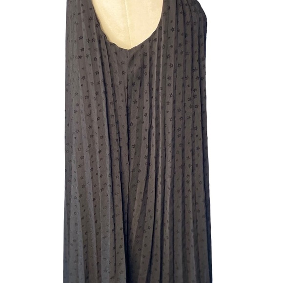 Vineyard Vines Black Dress - Picture 10 of 12